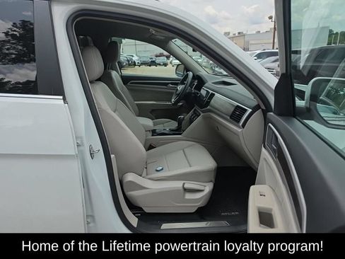 Used 2023 Volkswagen Atlas SE FWD image 5