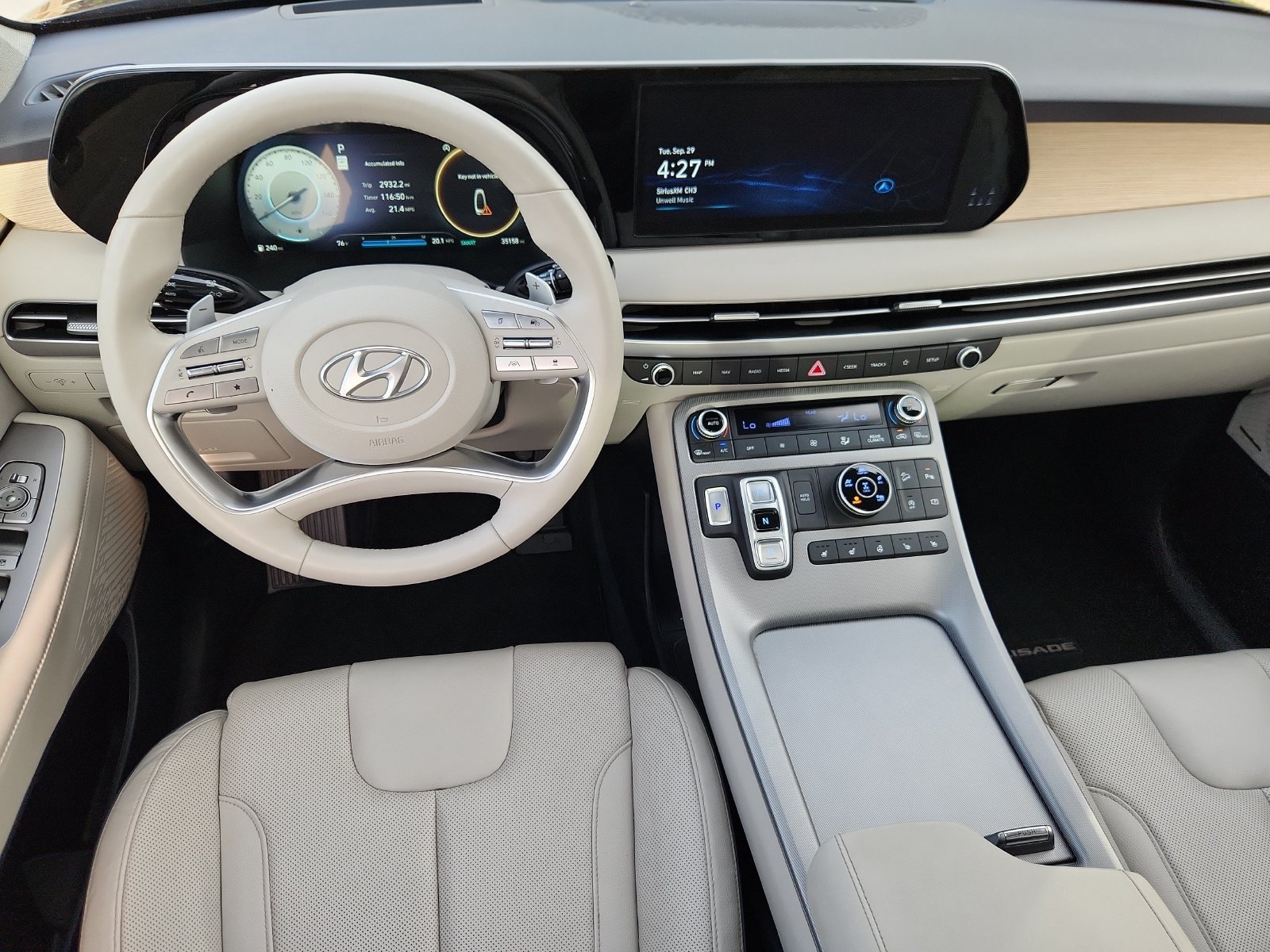 Used 2023 Hyundai Palisade Limited AWD/4WD image 13