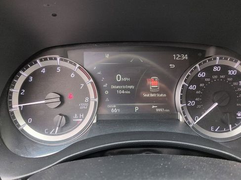 Used 2023 Toyota Highlander L FWD image 20
