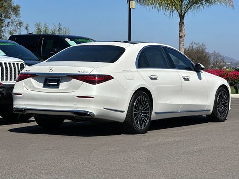 Used 2022 Mercedes-Benz S 500 4MATIC image 3