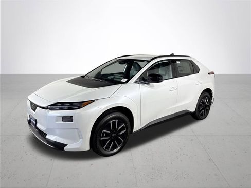 New 2026 Subaru Solterra Premium image 2