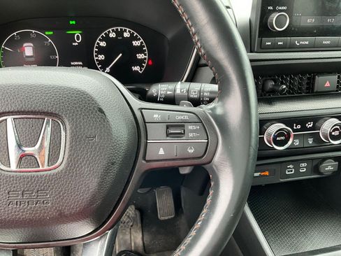 Used 2023 Honda CR-V Sport image 11