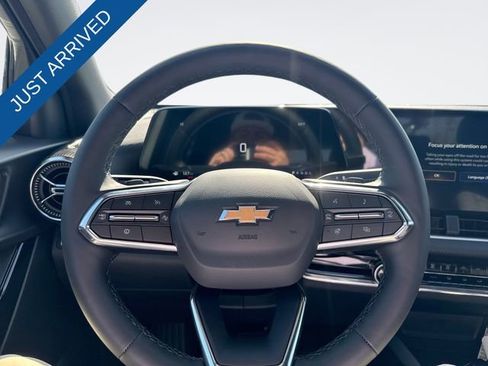 New 2026 Chevrolet Equinox LT image 14