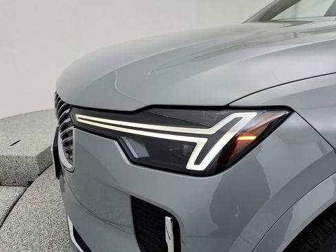 New 2025 Volvo XC90 T8 Core w/ Protection Package Premier image 30