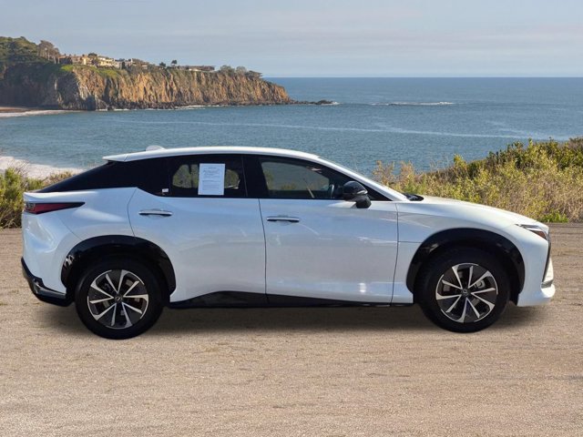 Used 2025 Lexus RZ 300e FWD image 4