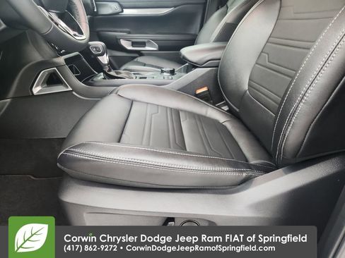 Used 2025 Ford Ranger Lariat w/ FX4 Off-Road Package image 20