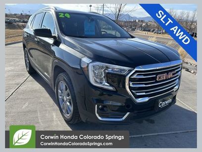 Used 2024 GMC Terrain SLT