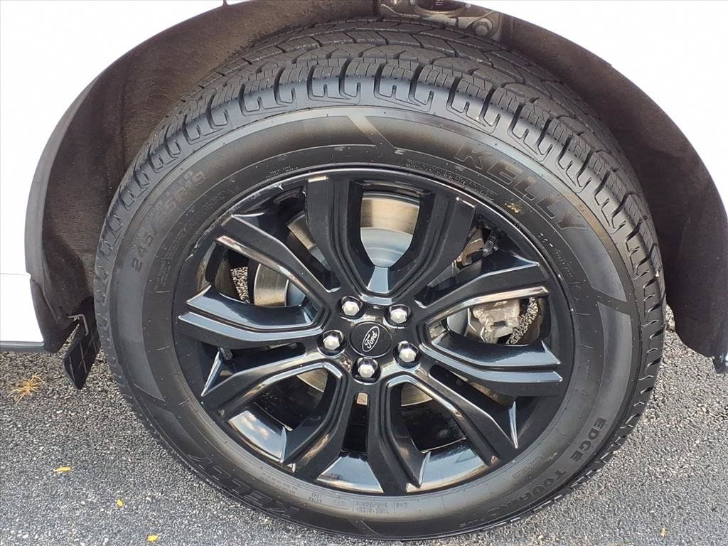 Used 2022 Ford Edge SE w/ Black Appearance Package AWD/4WD image 31