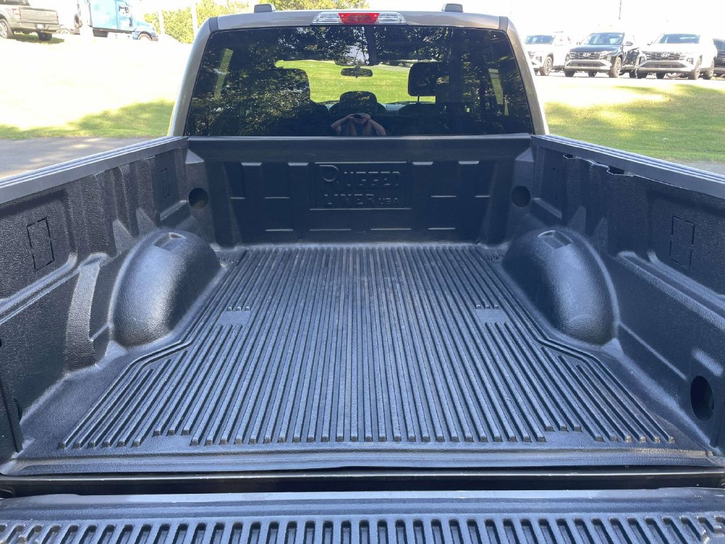 Used 2023 Ford F150 XLT AWD/4WD image 10
