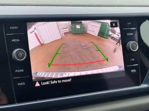 Used 2022 Volkswagen Taos SE image 14