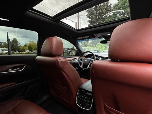 Used 2016 Cadillac XTS Luxury w/ Driver Awareness Package AWD/4WD image 14