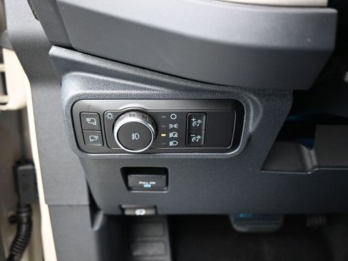 New 2025 Ford Bronco Outer Banks image 13