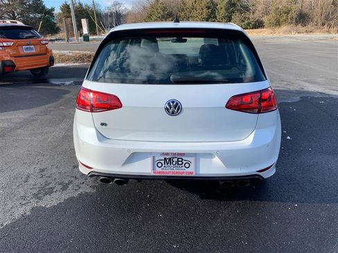 Used 2017 Volkswagen Golf 4-Door image 5