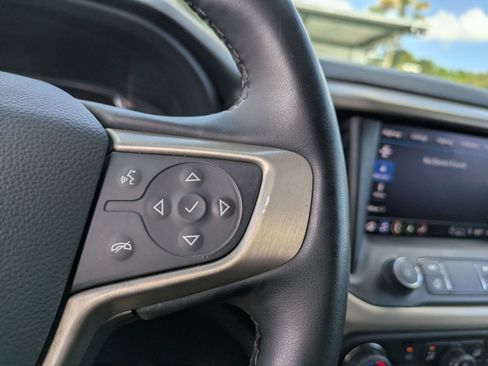 Certified 2023 GMC Acadia Denali w/ Denali Ultimate Package FWD image 29