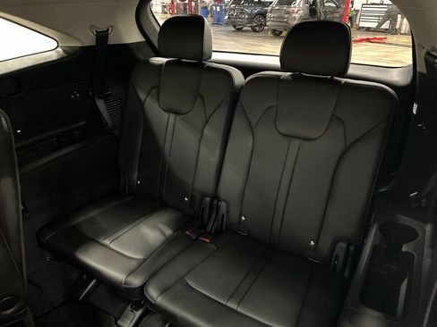 Used 2025 Kia Sorento SX AWD/4WD image 32