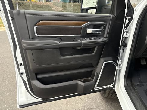 Certified 2024 RAM 2500 Laramie image 15