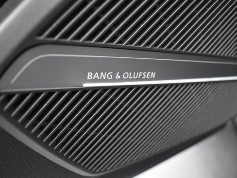 Used 2024 Audi Q5 2.0T Premium Plus image 25