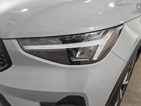 Used 2026 Volvo XC40 B5 Core w/ Climate Package AWD/4WD image 20