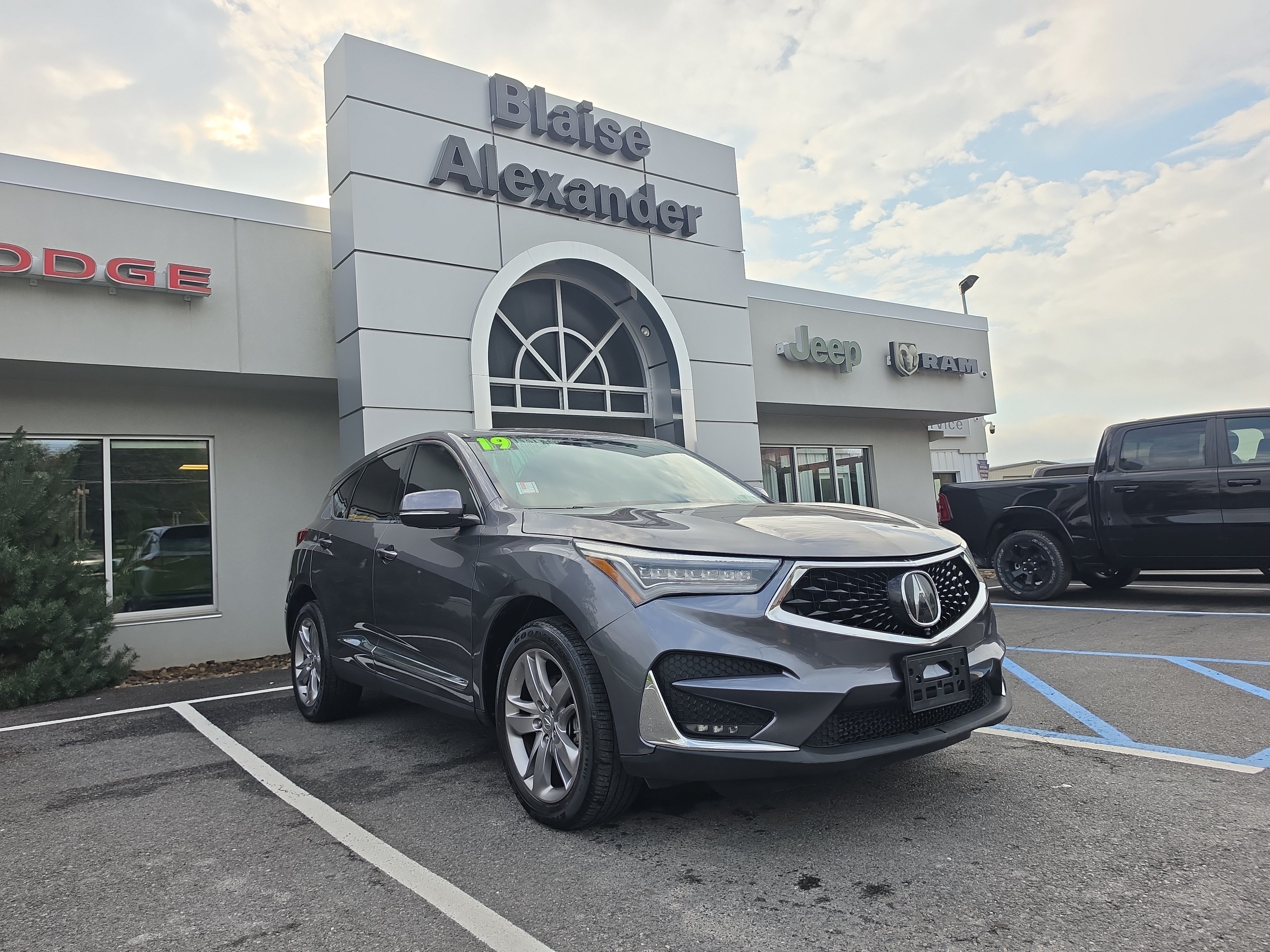 Used 2019 Acura RDX w/ Advance Package AWD/4WD image 1