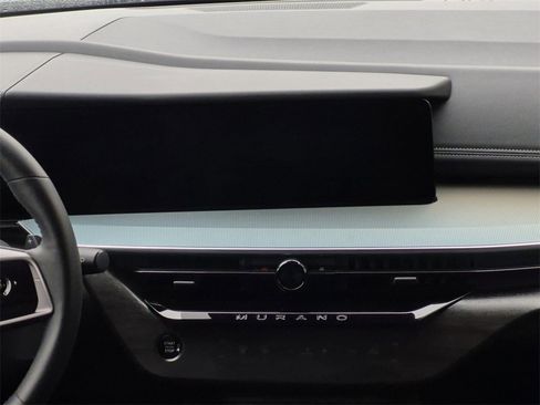 Used 2025 Nissan Murano SL image 9
