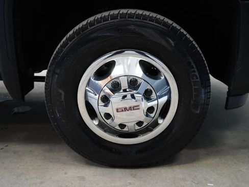 Used 2024 GMC Sierra 3500 SLT w/ SLT Convenience Package AWD/4WD image 60