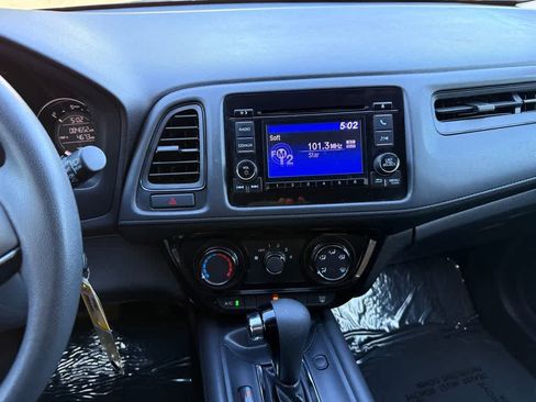 Used 2016 Honda HR-V LX image 16