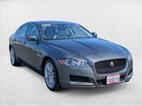 Used 2016 Jaguar XF Prestige image 3