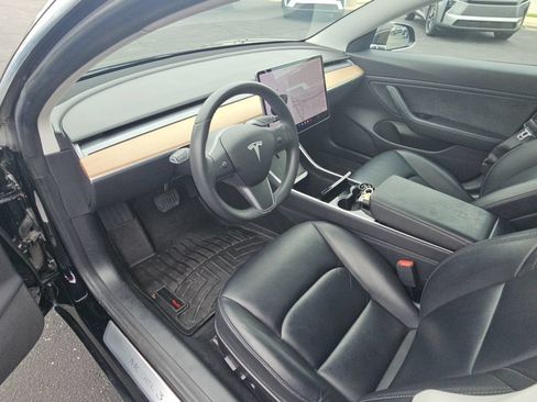 Used 2019 Tesla Model 3 RWD image 22
