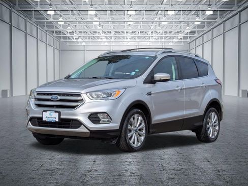 Used 2017 Ford Escape Titanium AWD/4WD image 9