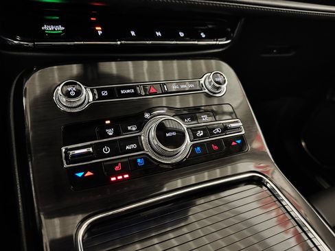 Used 2022 Lincoln Nautilus Reserve w/ Equipment Group 201A image 29