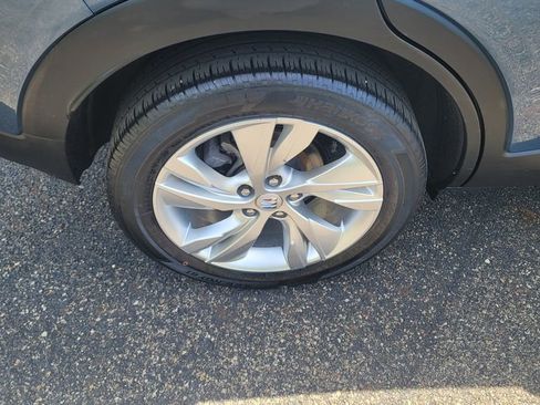 Used 2024 Buick Encore GX Preferred w/ Comfort Package AWD/4WD image 13