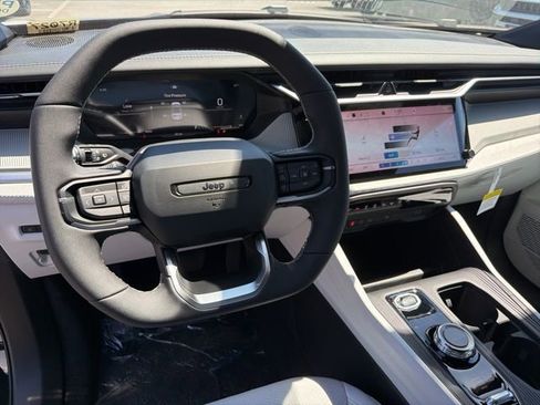 New 2026 Jeep Cherokee Laredo AWD/4WD image 14