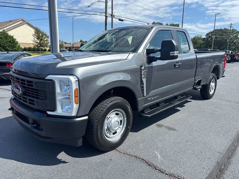 New 2026 Ford F250 XL RWD image 4