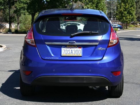 Used 2014 Ford Fiesta Titanium FWD image 6
