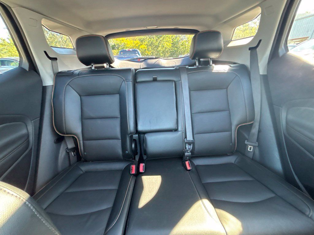 Used 2024 GMC Terrain AT4 w/ LPO, Floor Liner Package AWD/4WD image 34