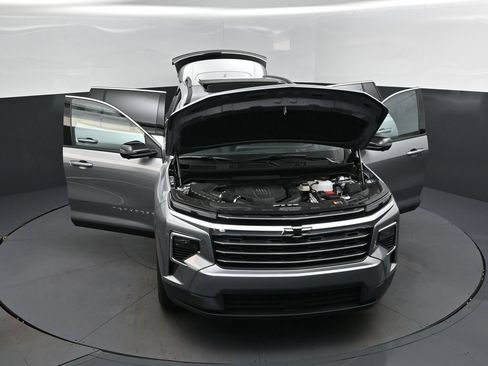 New 2026 Chevrolet Traverse LT w/ Sun and Wheel Package FWD image 52