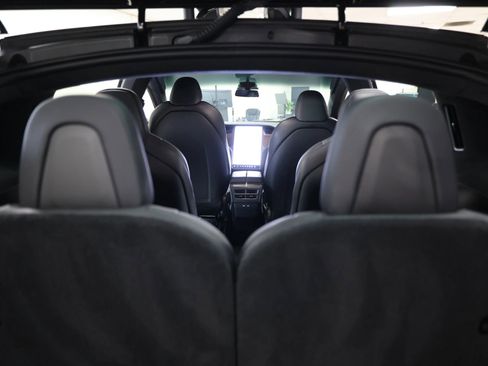 Used 2020 Tesla Model X Long Range image 49