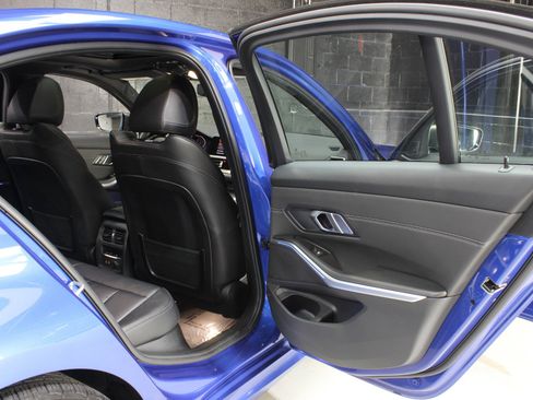 Used 2020 BMW M340i w/ Parking Assistance Package image 39