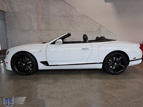 Used 2021 Bentley Continental GT V8 AWD/4WD image 44
