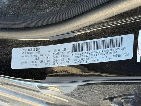 Used 2019 RAM 1500 Laramie AWD/4WD image 26