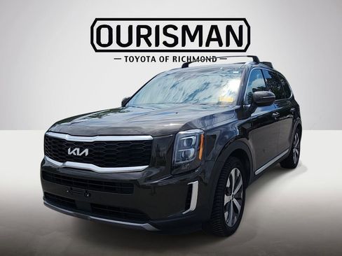 Used 2022 Kia Telluride EX w/ EX Premium Package FWD image 2