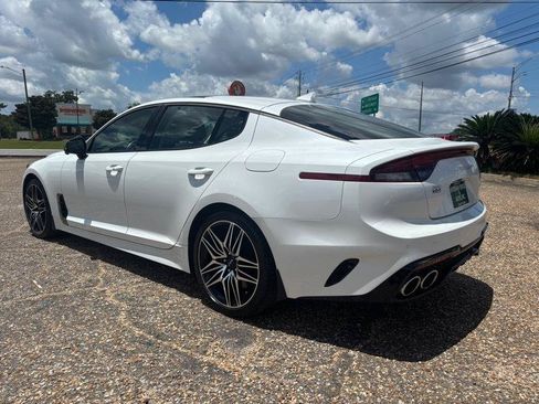 Used 2023 Kia Stinger GT2 RWD image 3