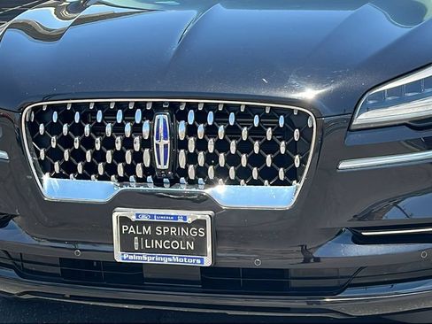 Certified 2023 Lincoln Aviator Grand Touring w/ Elements Package Plus AWD/4WD image 3