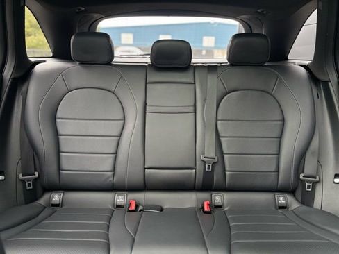 Used 2018 Mercedes-Benz GLC 300 4MATIC image 55