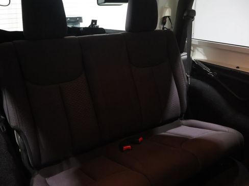 Used 2014 Jeep Wrangler Sport image 17
