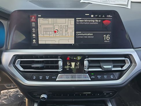 Used 2021 BMW M4 Competition w/ Executive Package image 23