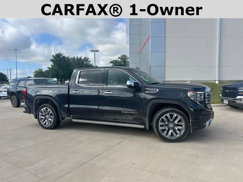 Used 2023 GMC Sierra 1500 Denali AWD/4WD image 2