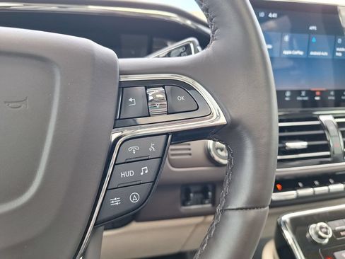 Used 2024 Lincoln Navigator L Black Label AWD/4WD image 19