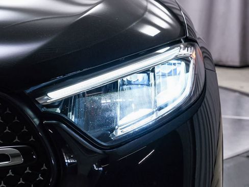 Certified 2026 Mercedes-Benz GLC 300 image 12