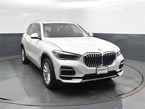 Certified 2023 BMW X5 sDrive40i w/ Executive Package image 22